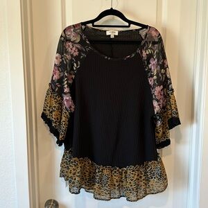 Umgeee leaopard print cute top